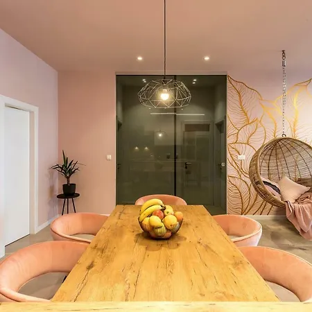 Luxury With Hot Tub Apartman